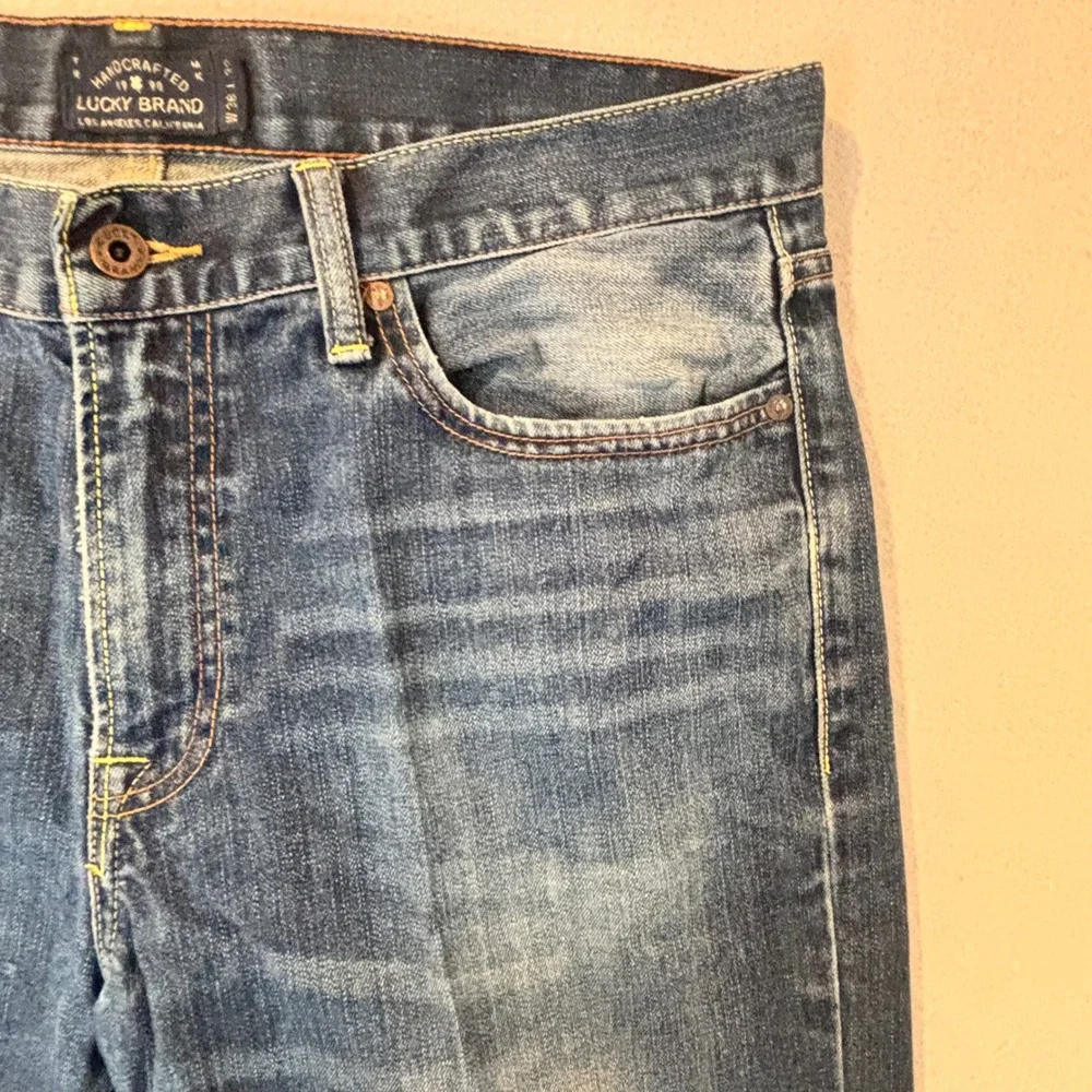 Lucky Brand Vintage Straight Mens Blue Denim Jeans 36x32 Medium Wash